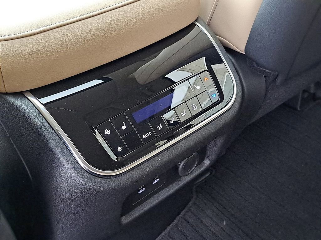 Certified 2025 INFINITI QX80 Pure w/ Cargo Package image 12