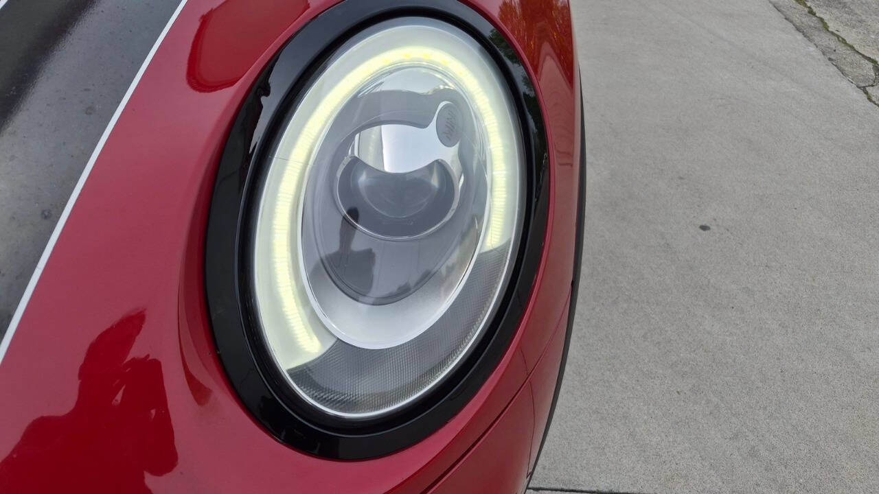 Used 2014 MINI Cooper 2-Door Hardtop image 9