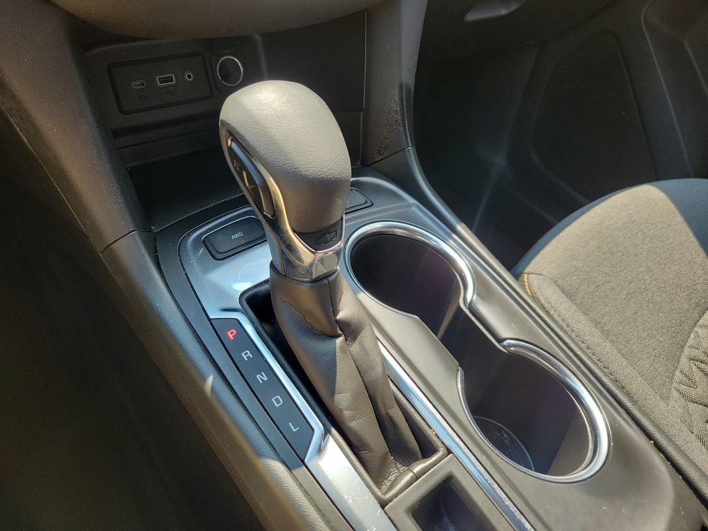 Used 2024 Chevrolet Equinox LT AWD/4WD image 32