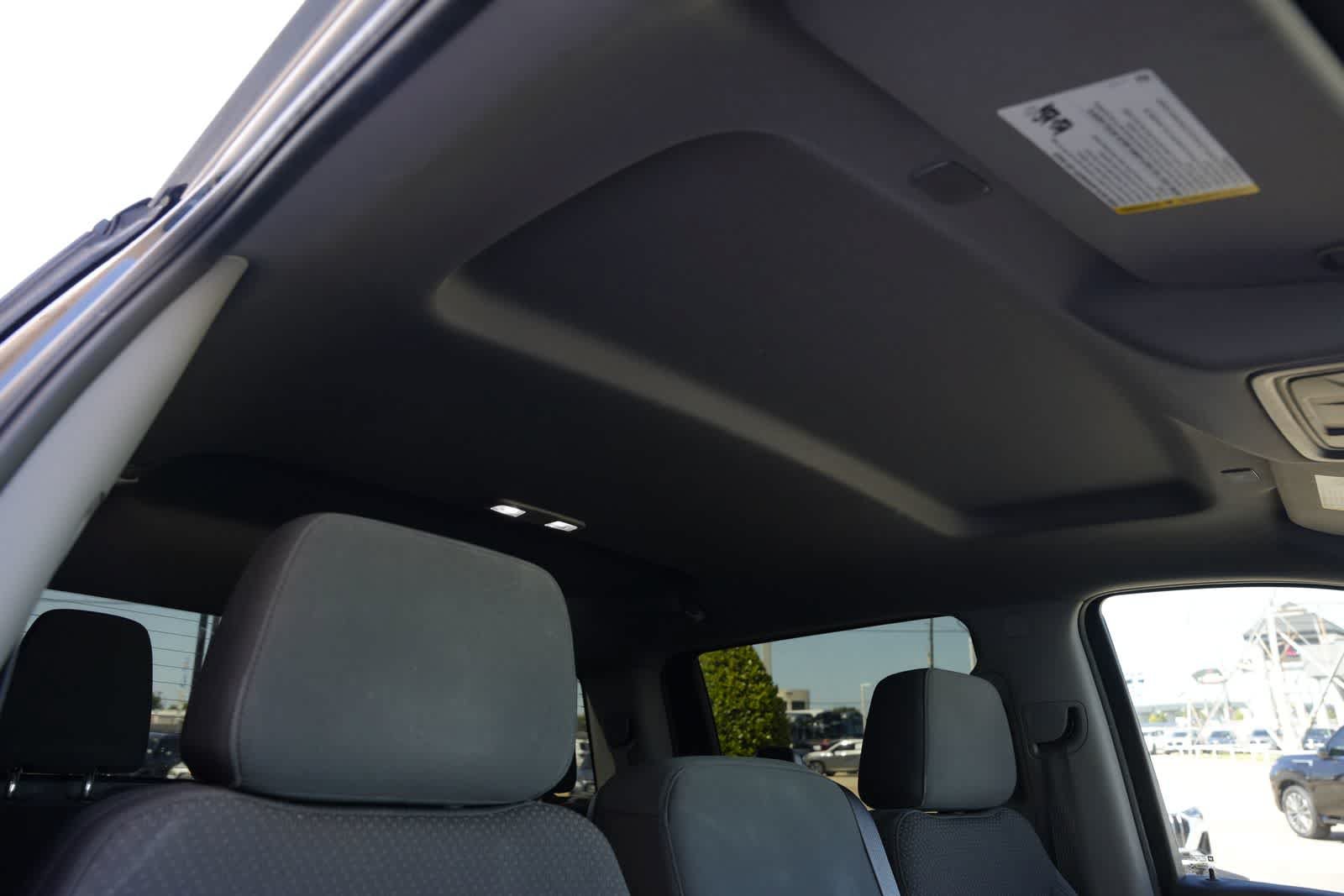 Used 2020 Chevrolet Silverado 1500 Custom w/ Custom Value Package RWD image 20