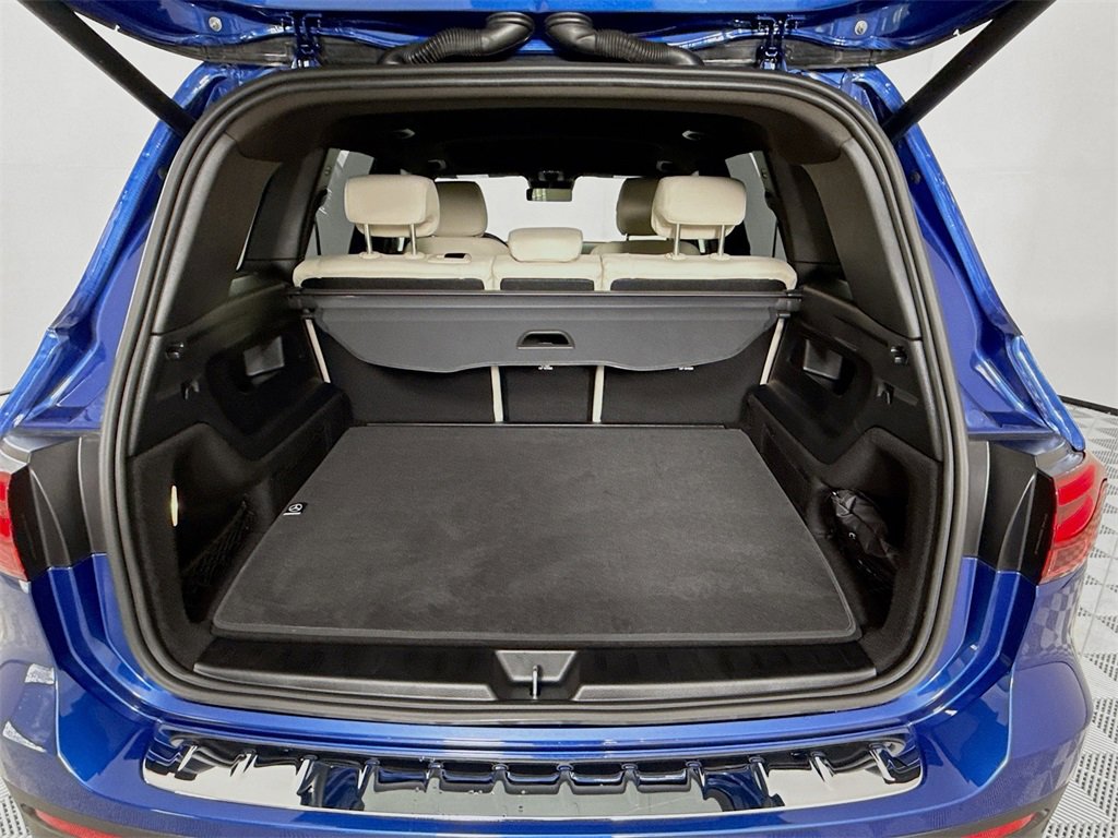 Used 2025 Mercedes-Benz GLB 250 4MATIC image 22