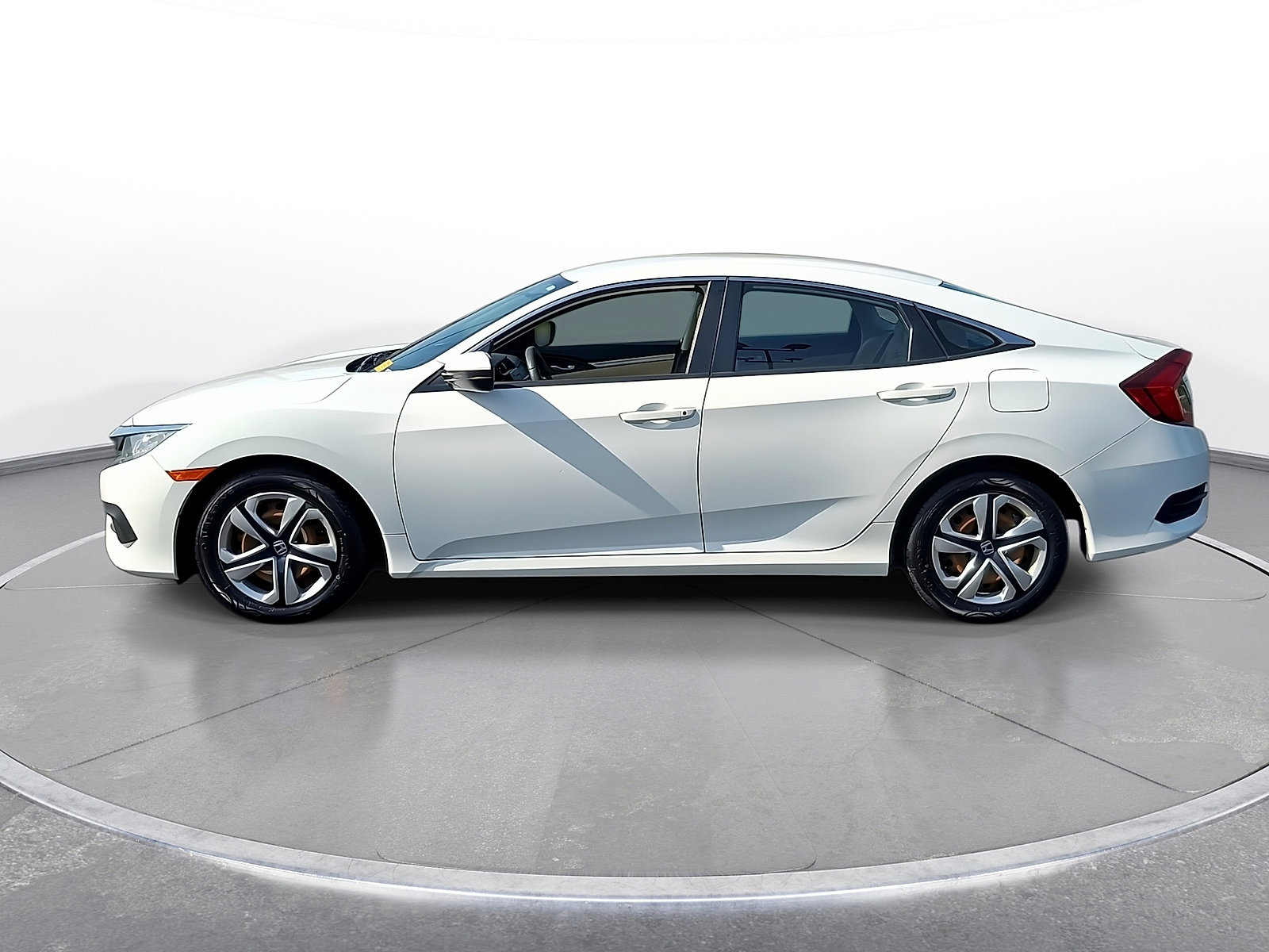 Used 2018 Honda Civic LX image 5