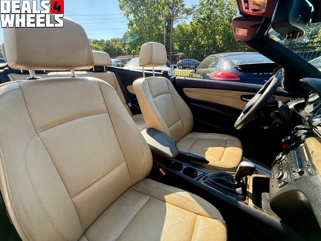 Used 2011 BMW 128i Convertible RWD image 27