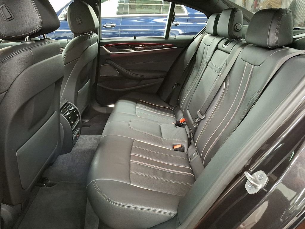 Certified 2023 BMW 540i xDrive 540i xDrive w/ Executive Package image 7