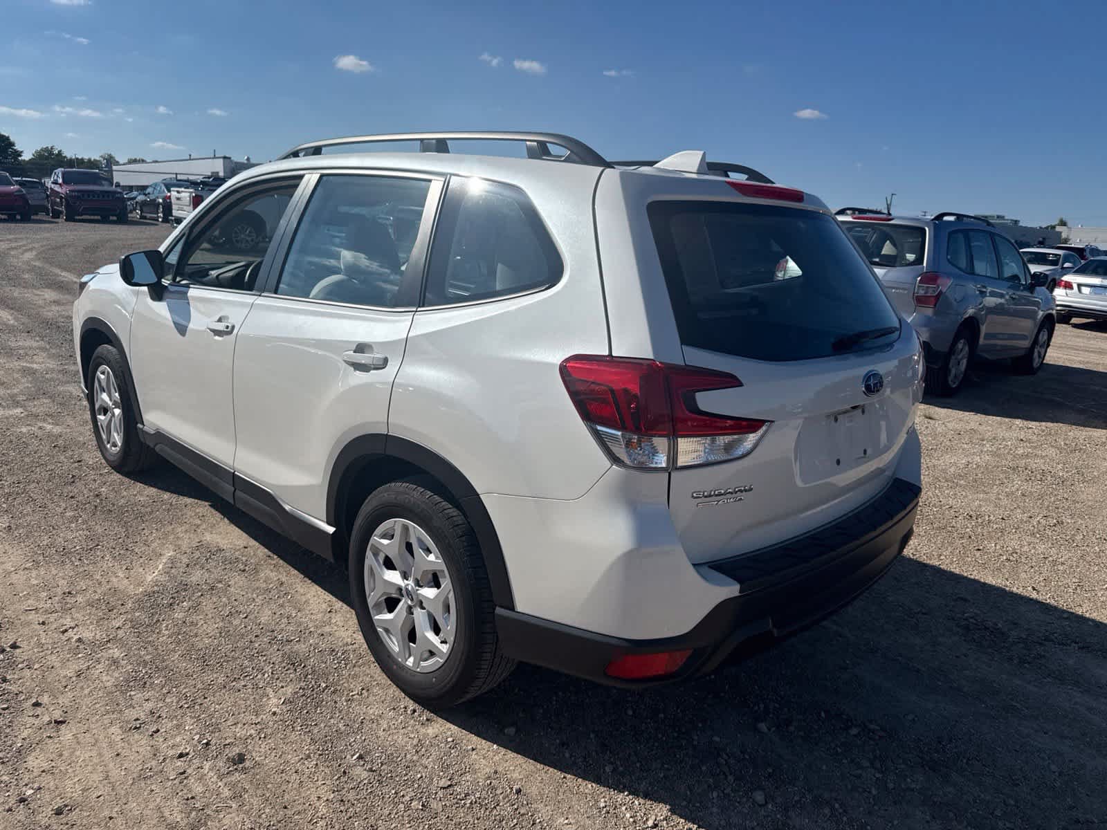Used 2023 Subaru Forester AWD/4WD image 2