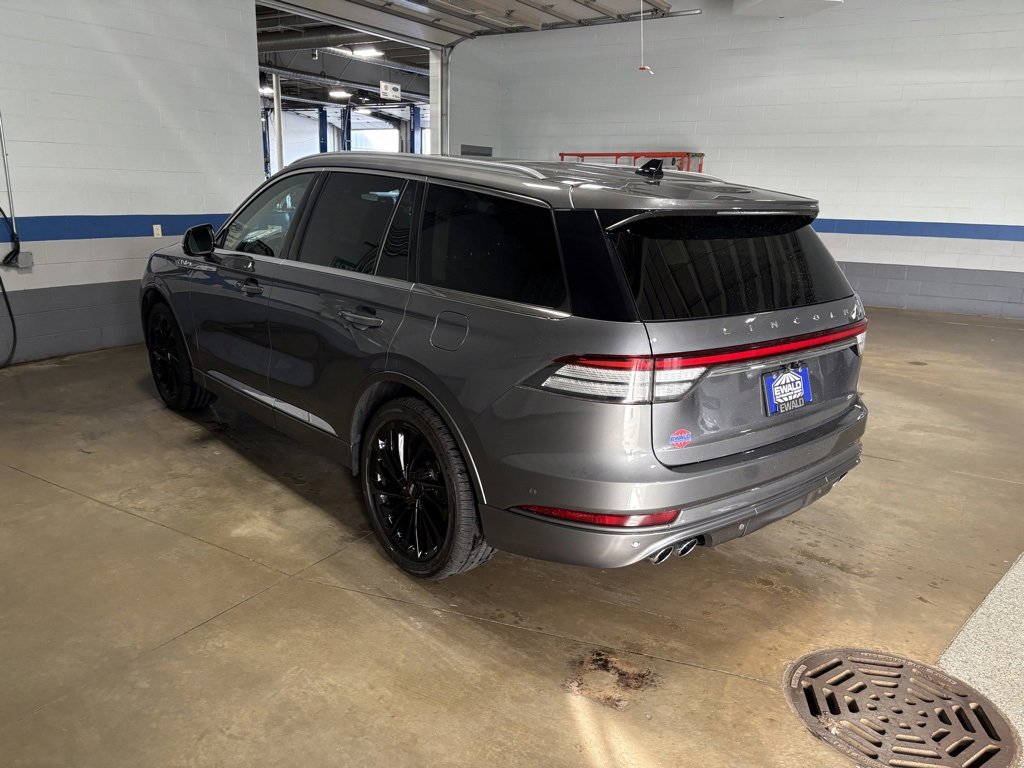 Used 2021 Lincoln Aviator Reserve image 6