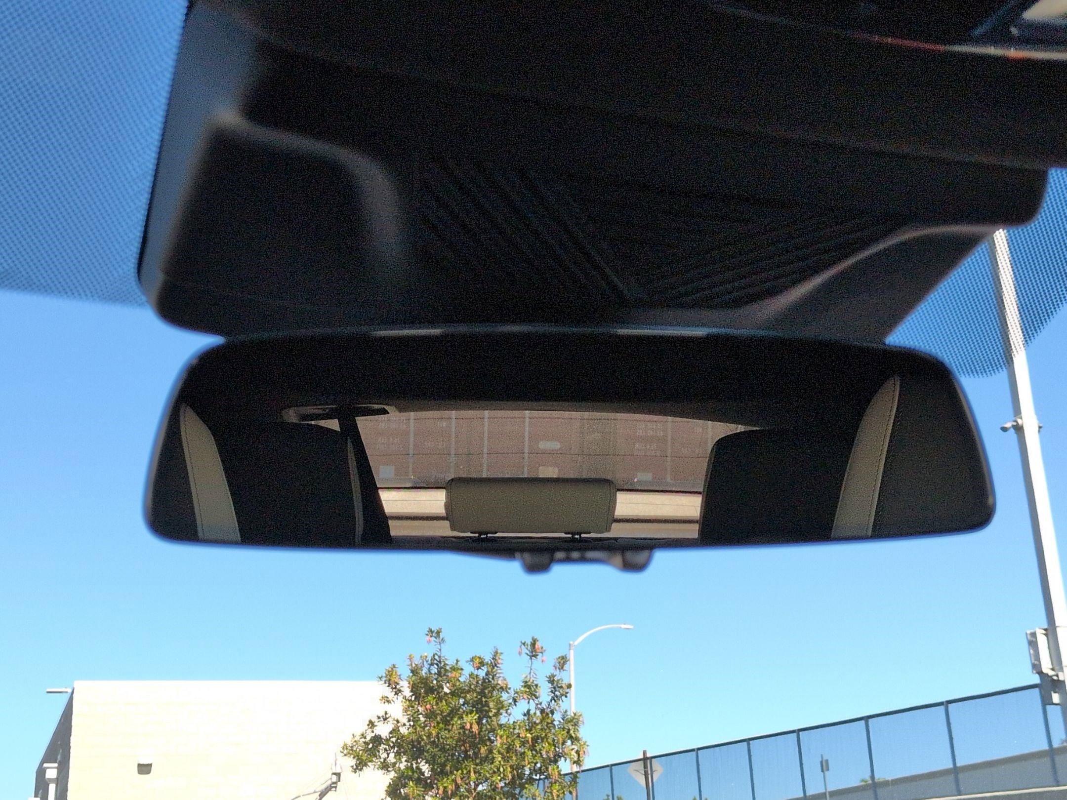 Used 2026 BMW X2 xDrive28i w/ Technology Package image 26