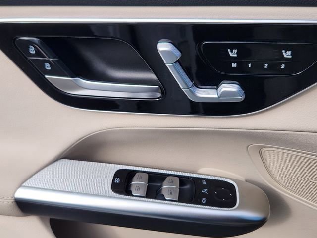Certified 2026 Mercedes-Benz GLC 300 4MATIC image 11