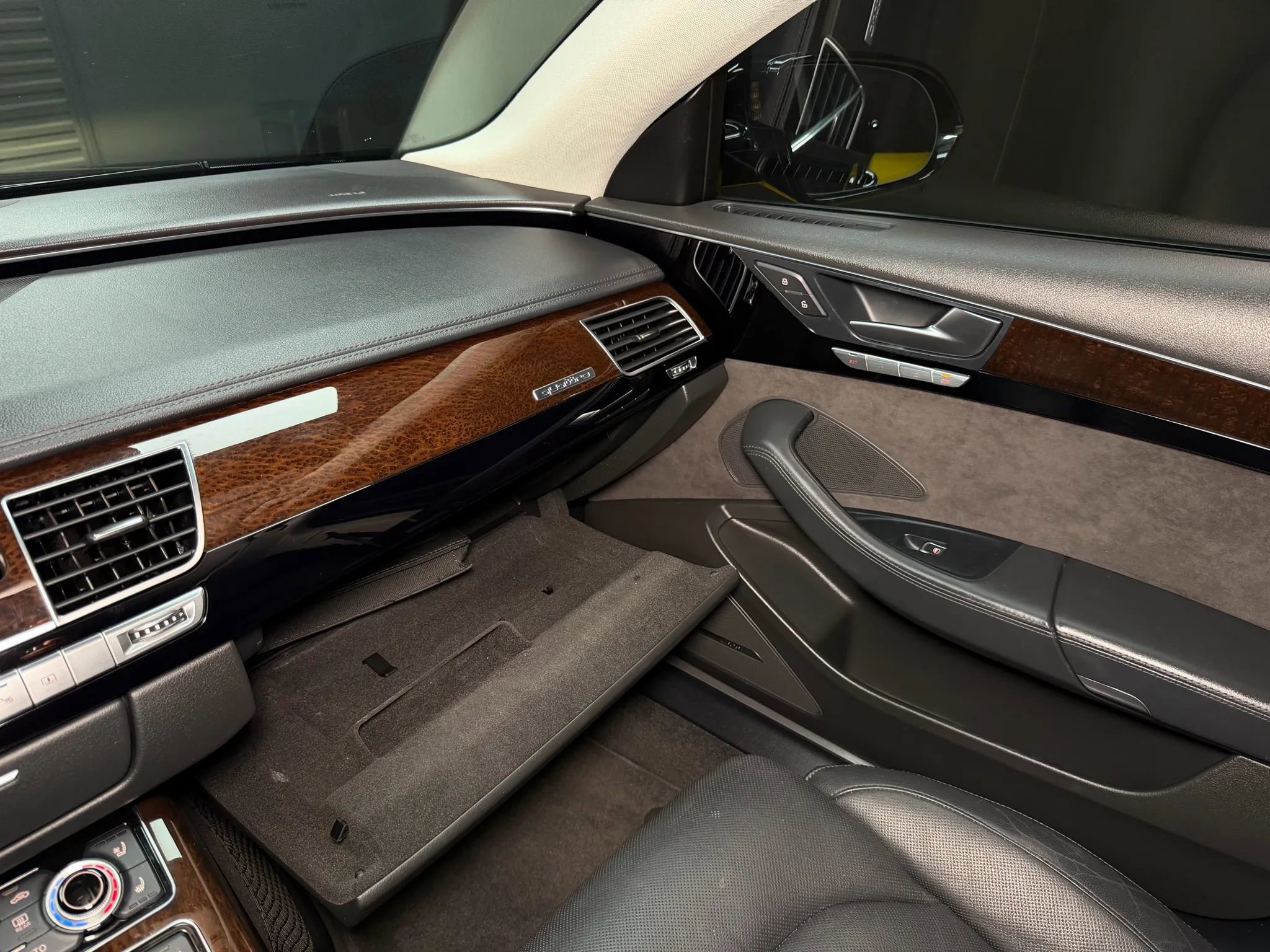 Used 2012 Audi A8 L 4.2 AWD/4WD image 50