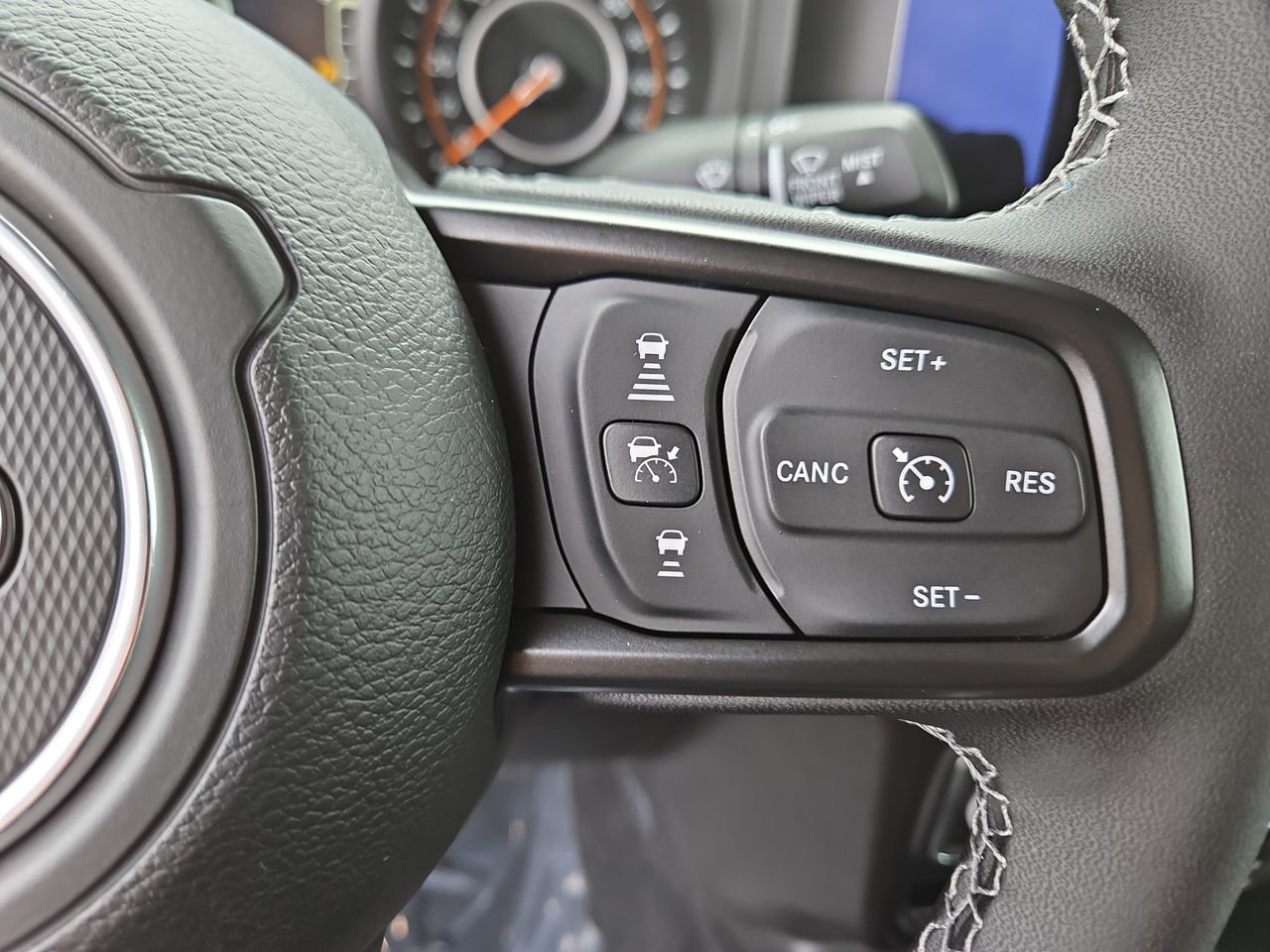 New 2025 Jeep Gladiator Sport image 27