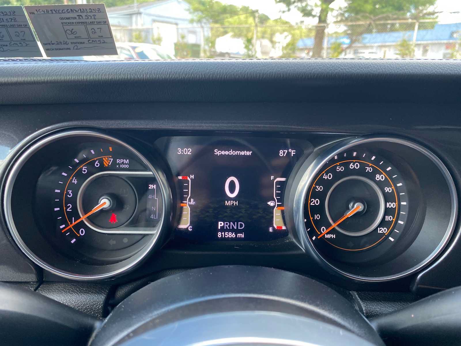 Used 2022 Jeep Wrangler Unlimited Sahara AWD/4WD image 17