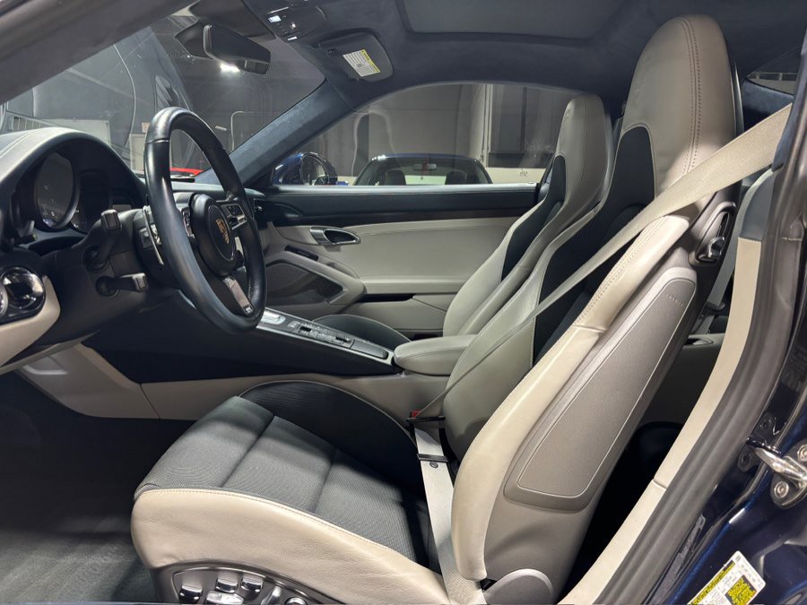 Used 2019 Porsche 911 Carrera GTS RWD image 15
