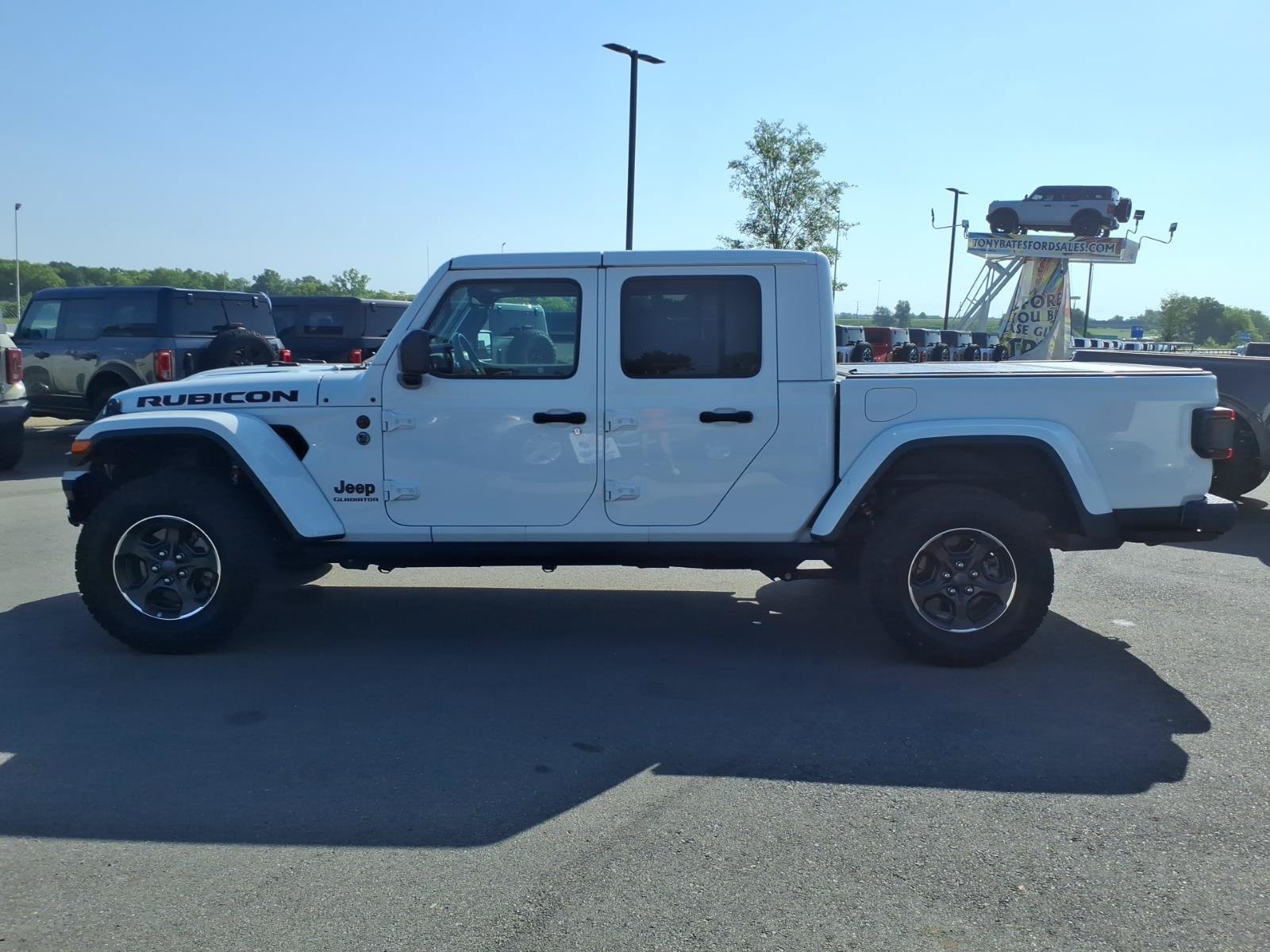 Used 2021 Jeep Gladiator Rubicon AWD/4WD image 6