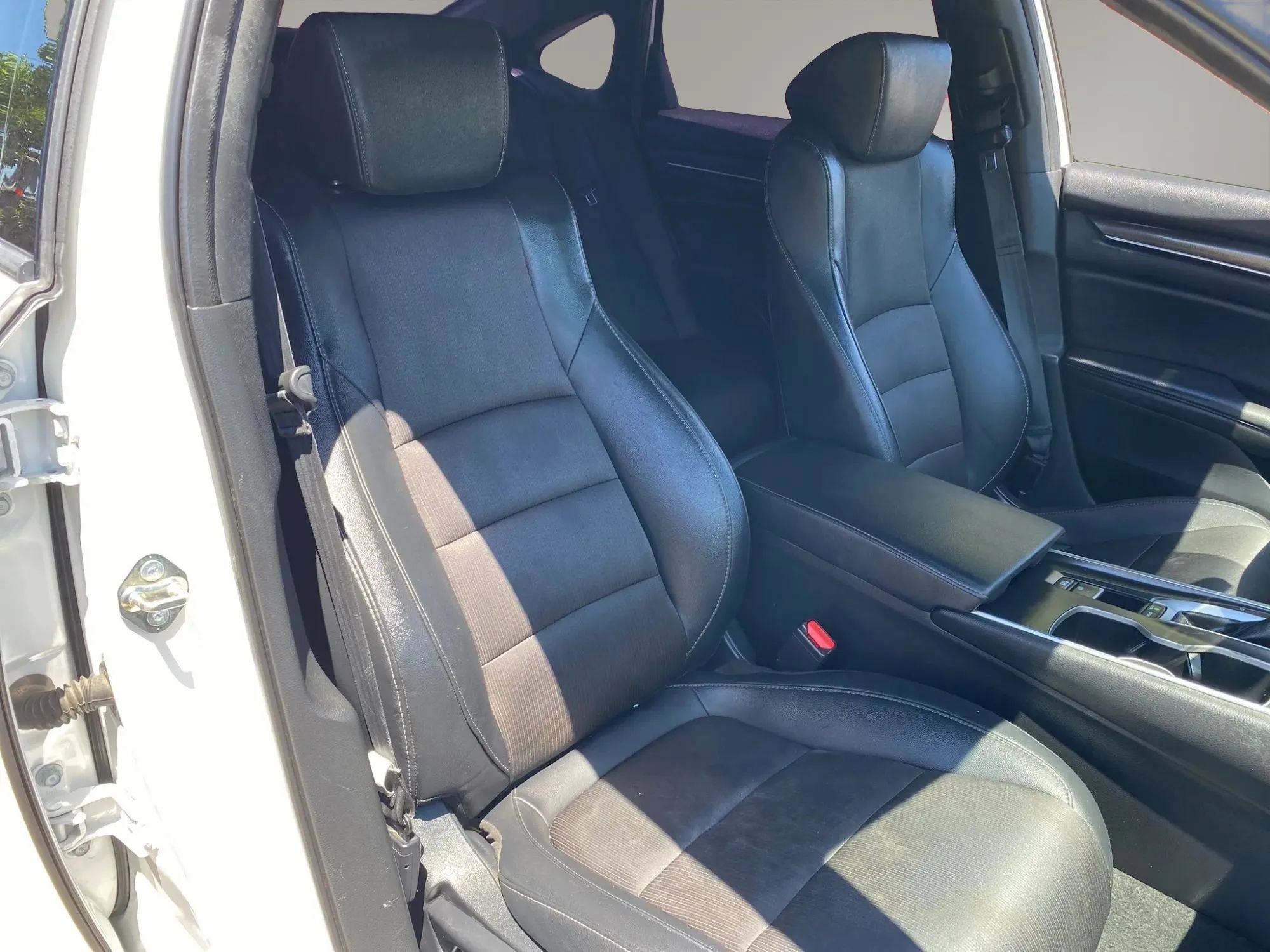 Used 2020 Honda Accord Sport image 10