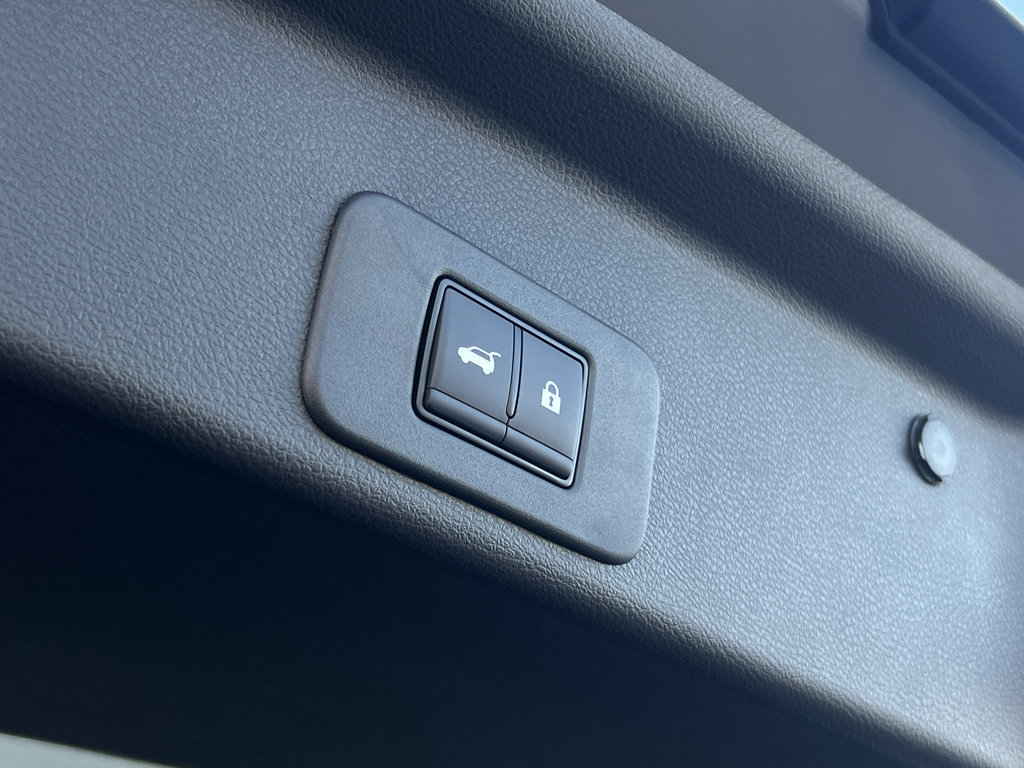 New 2026 Nissan Murano Platinum w/ Cargo Package image 24