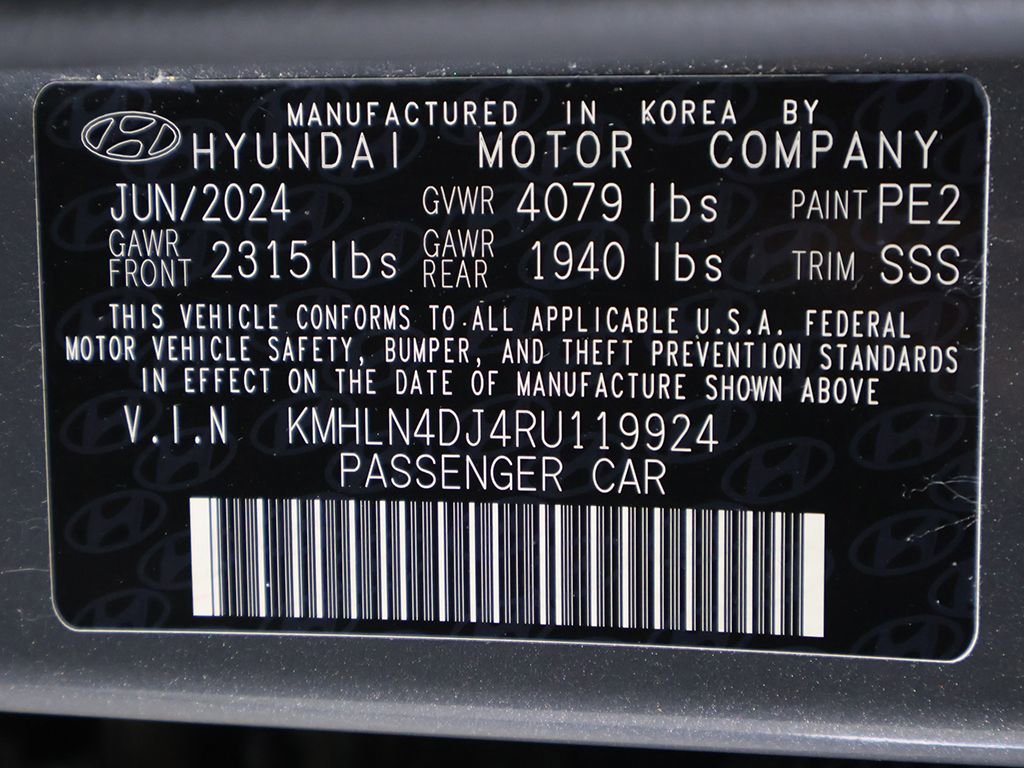 Certified 2024 Hyundai Elantra Limited FWD image 48