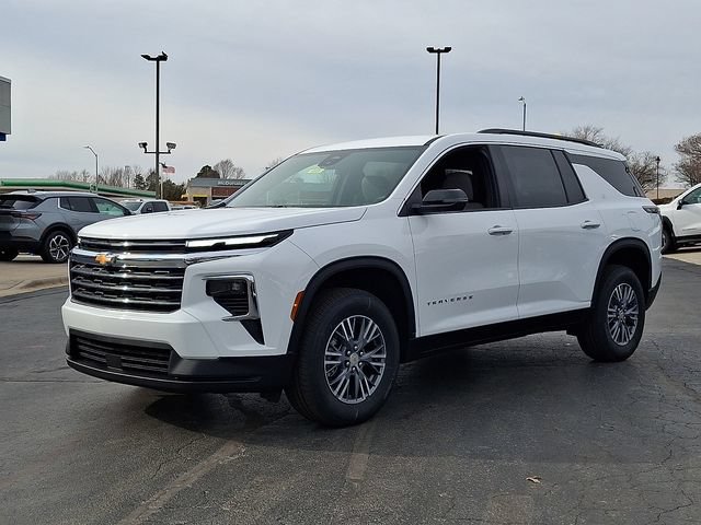 New 2026 Chevrolet Traverse LT FWD image 3