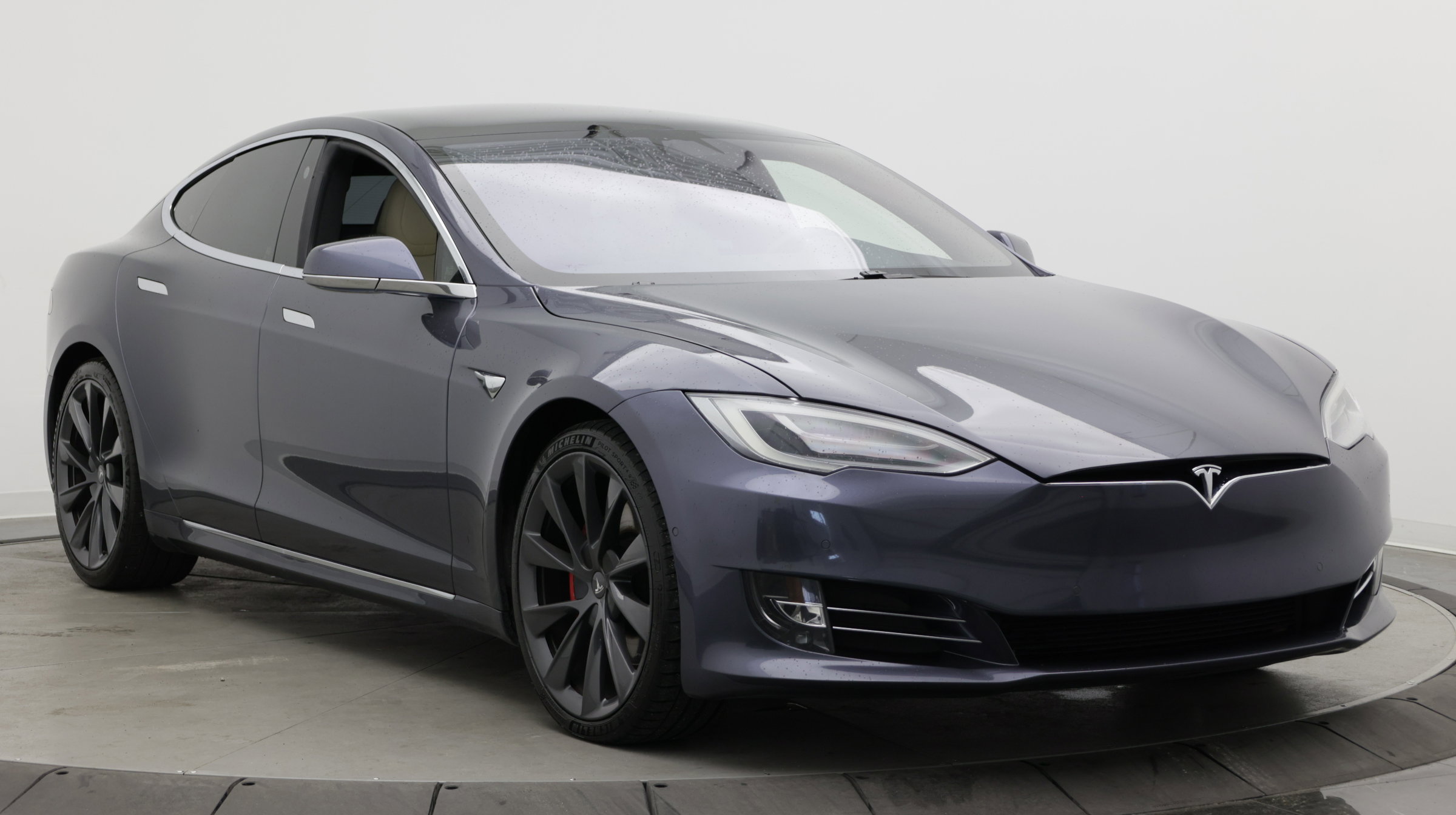 Used 2020 Tesla Model S Performance AWD/4WD image 3
