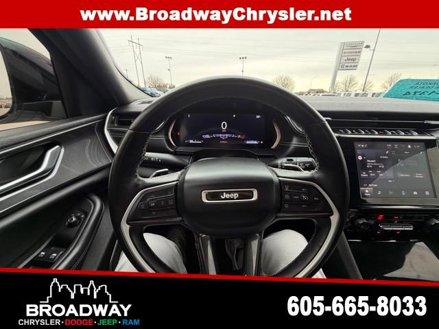 Used 2021 Jeep Grand Cherokee L Altitude image 17