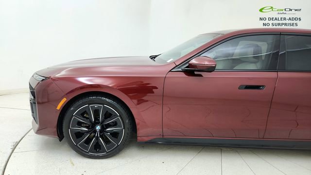 Used 2024 BMW i7 eDrive50 w/ M Sport Package RWD image 9