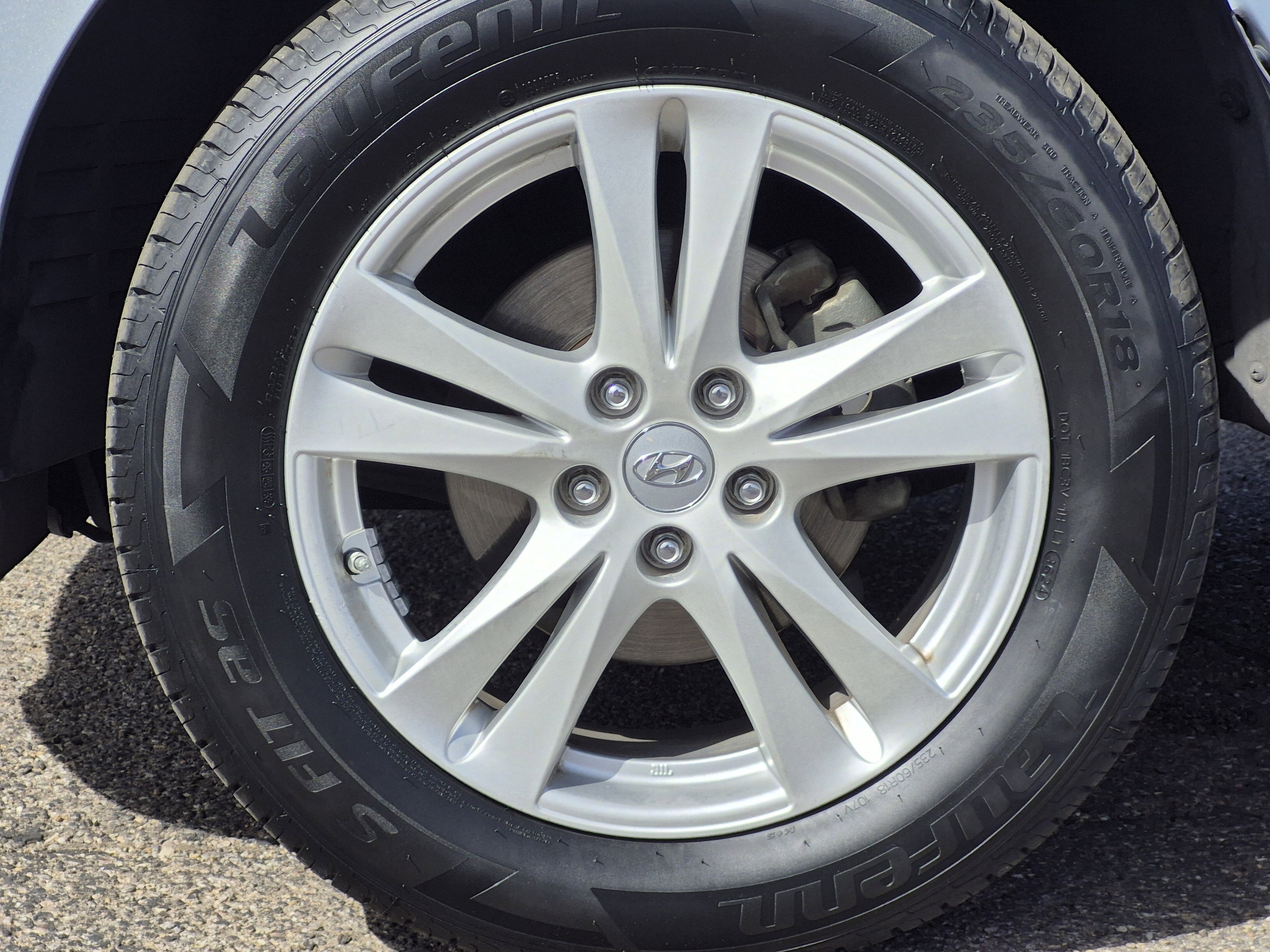 Used 2010 Hyundai Santa Fe GLS w/ Summer Event Pkg 21 image 11