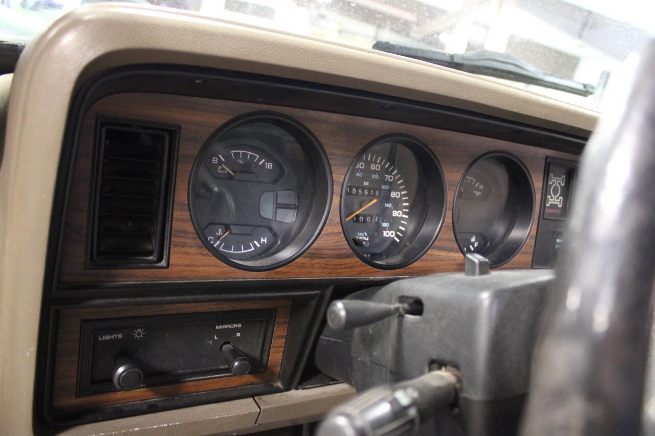 Used 1993 Dodge D/W Truck 250 image 35