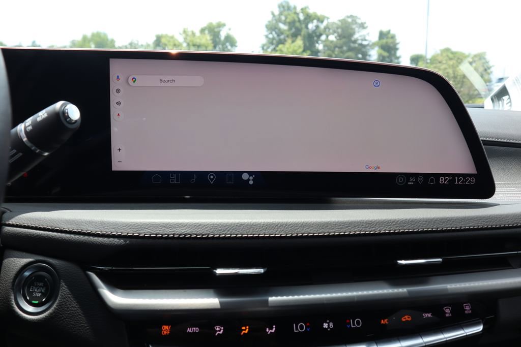 Used 2025 Cadillac XT4 Premium Luxury FWD image 32