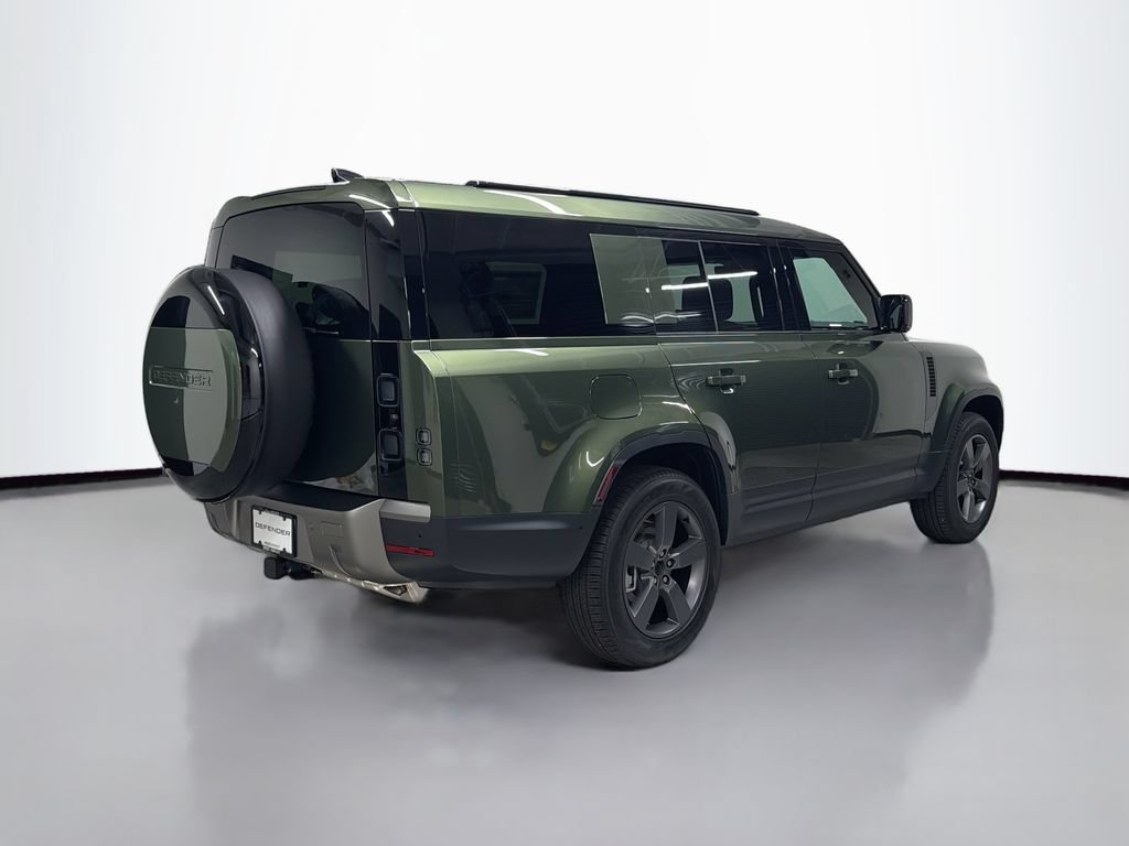 Used 2026 Land Rover Defender 130 S AWD/4WD image 9