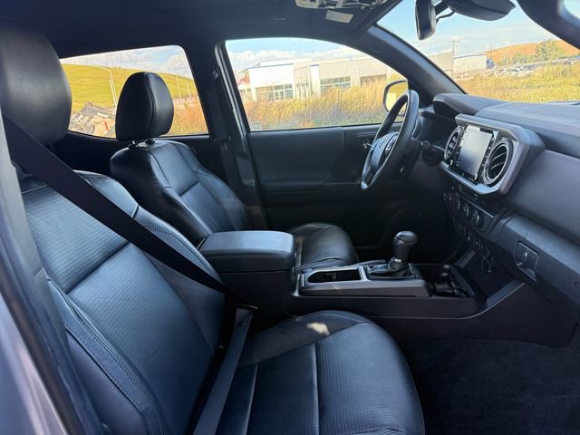 Used 2021 Toyota Tacoma TRD Off-Road w/ TRD Premium Off Road Package image 20