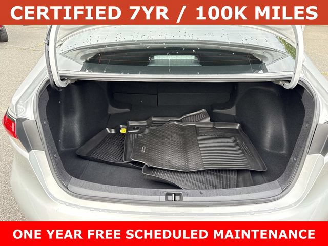 Used 2025 Toyota Corolla SE FWD image 12