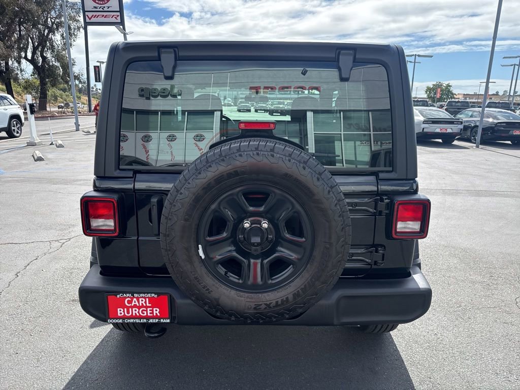 Used 2025 Jeep Wrangler Sport image 6