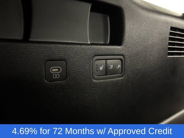 Used 2024 Hyundai Palisade Calligraphy image 11
