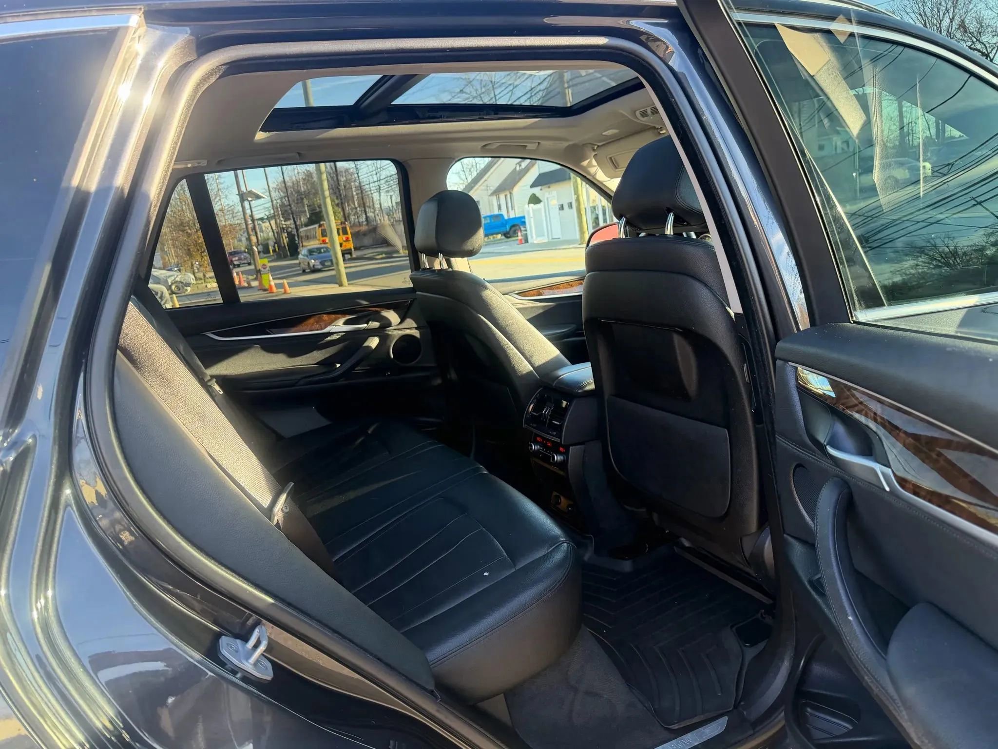 Used 2015 BMW X5 xDrive35i image 28