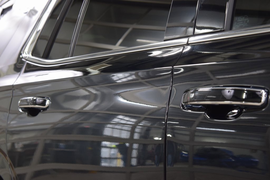 Used 2023 Chevrolet Tahoe High Country w/ Premium Package 2 image 18