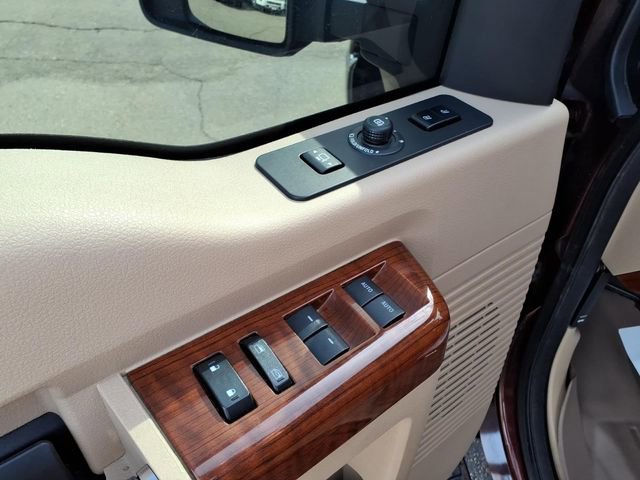 Used 2015 Ford F250 King Ranch w/ King Ranch w/Chrome Package image 18