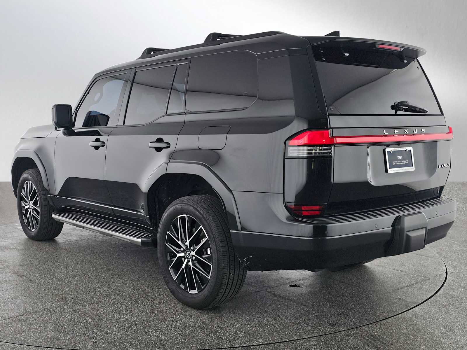 Used 2024 Lexus GX 550 w/ Accessory Package (Z1) image 5