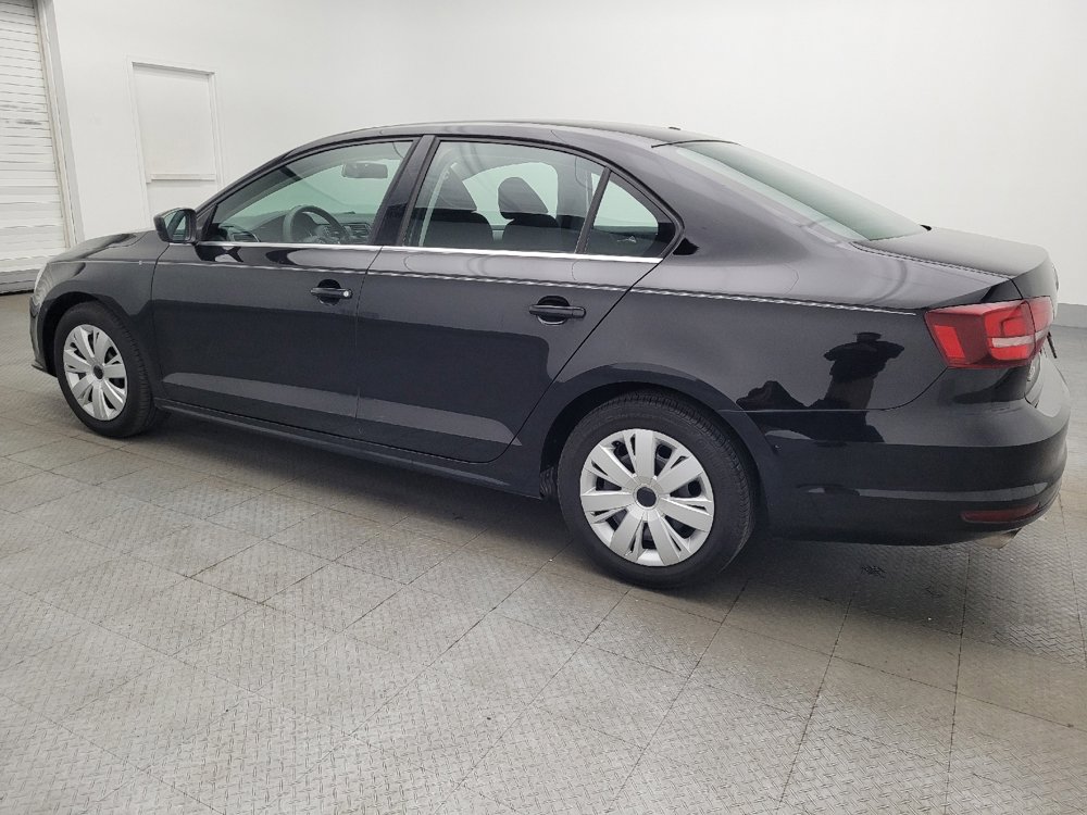 Used 2017 Volkswagen Jetta S FWD image 3