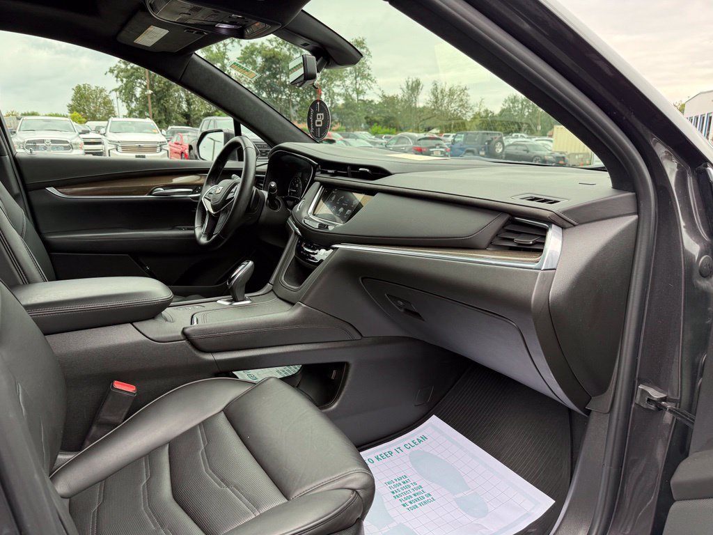 Used 2019 Cadillac XT5 Platinum AWD/4WD image 15