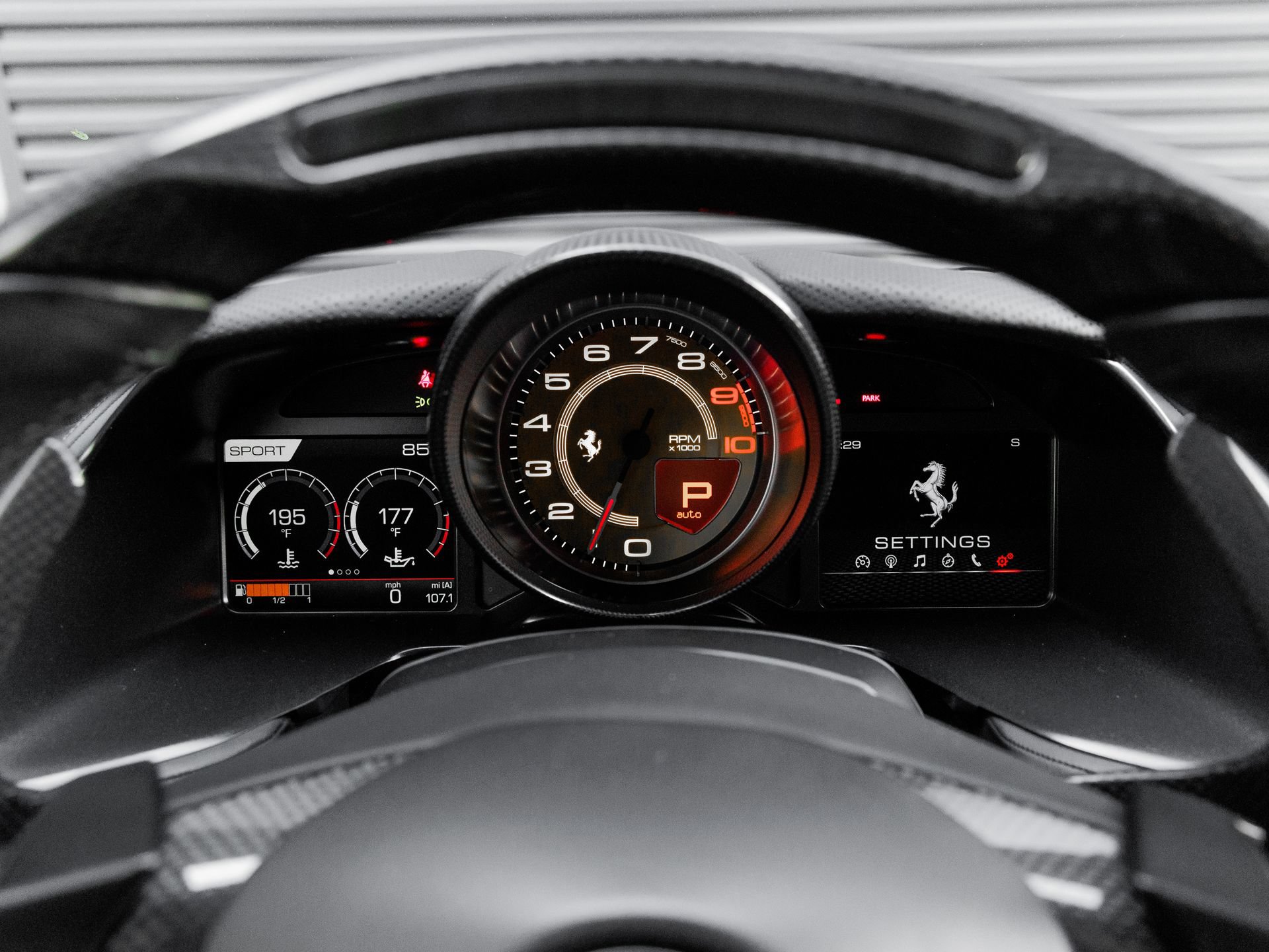 Used 2019 Ferrari 812 Superfast RWD image 22