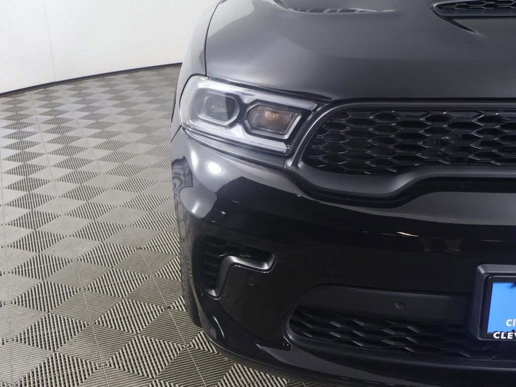 Used 2023 Dodge Durango R/T w/ Hemi Orange Plus Package AWD/4WD image 17