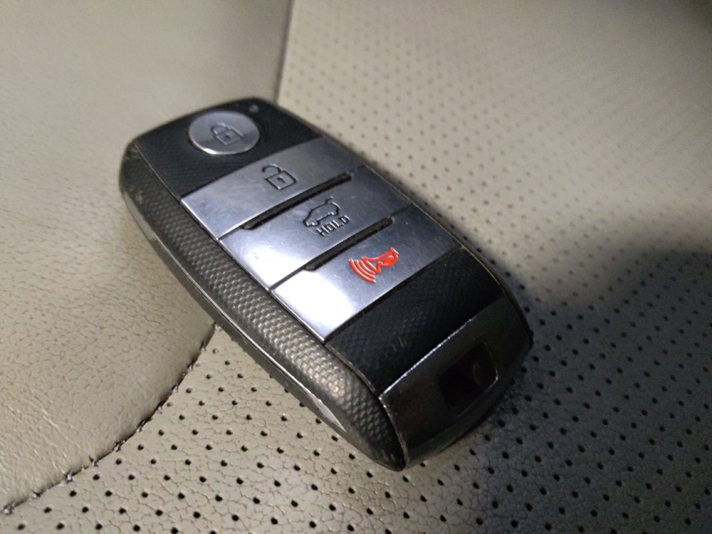 Used 2018 Kia Niro EX Premium image 32