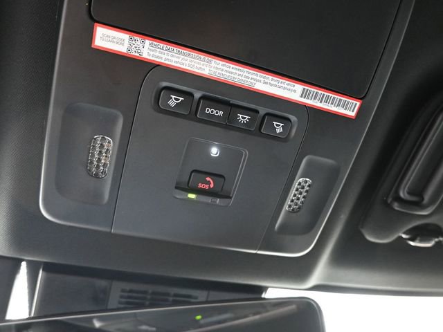 Used 2025 Toyota Camry LE image 19