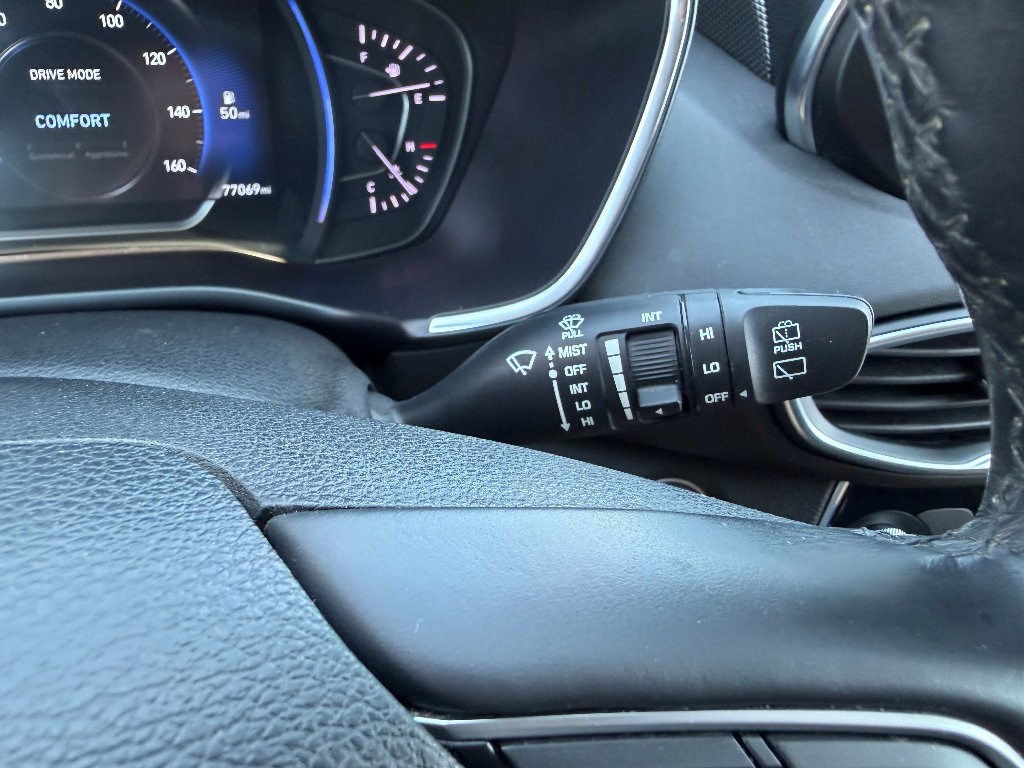 Used 2020 Hyundai Santa Fe SEL w/ Convenience + Premium Package FWD image 45