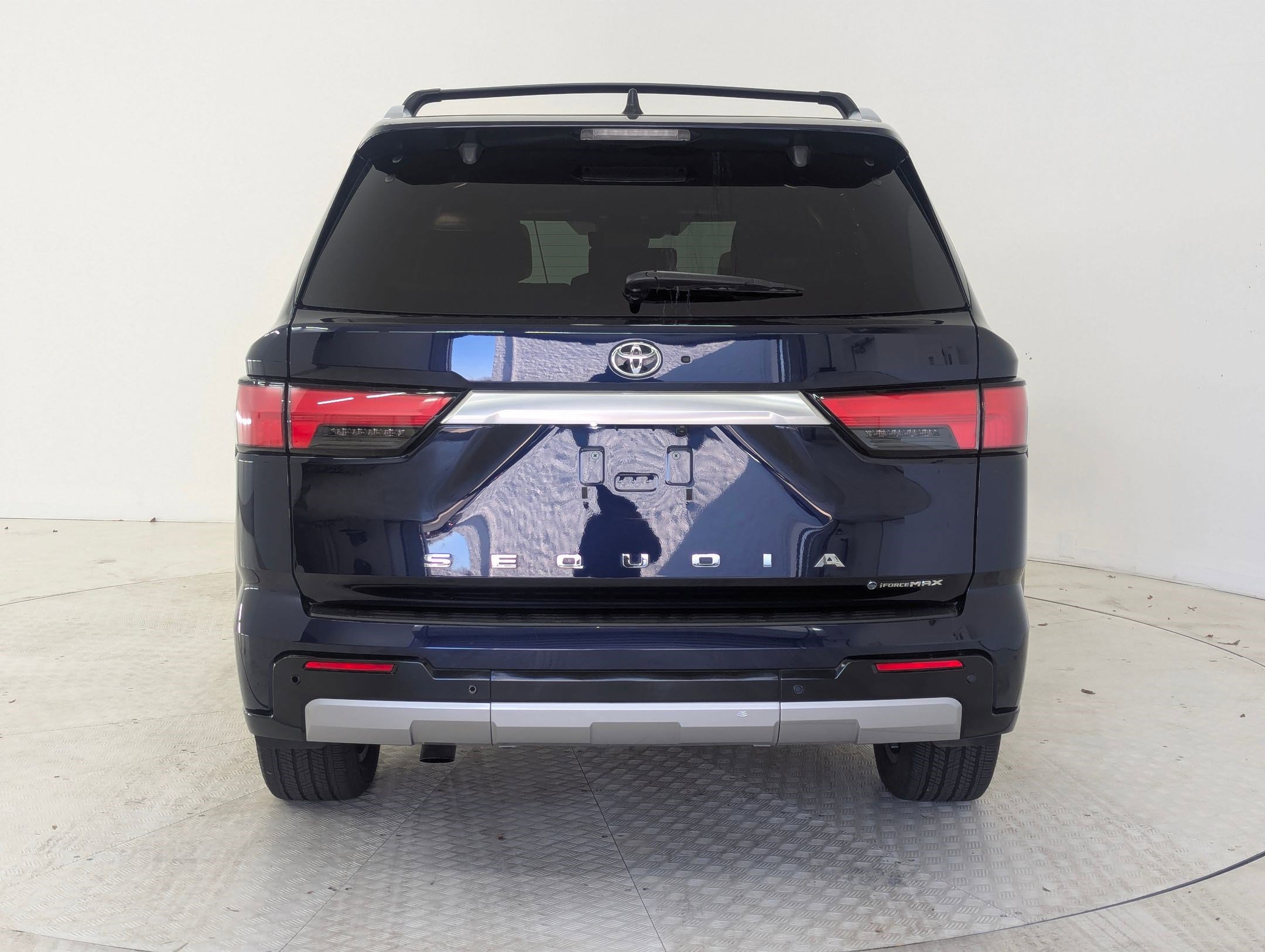 Used 2025 Toyota Sequoia Capstone image 10