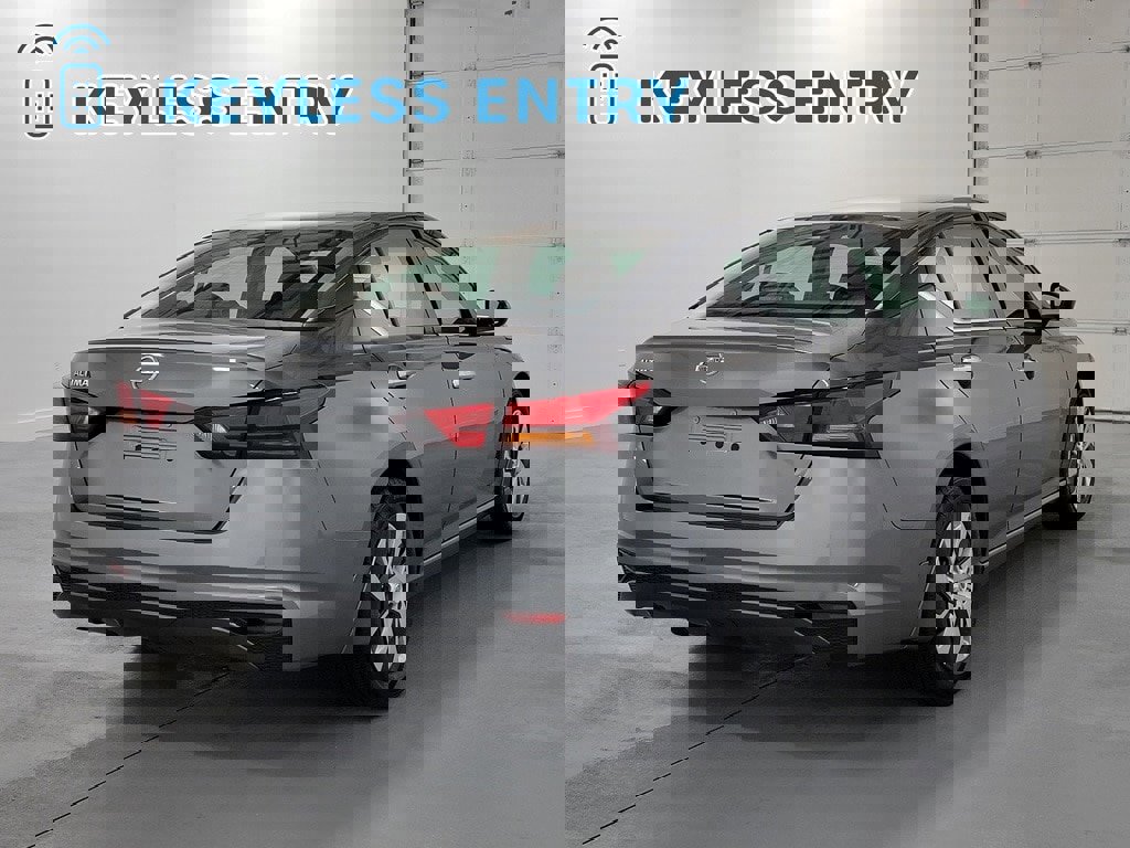 Used 2021 Nissan Altima 2.5 S FWD image 9