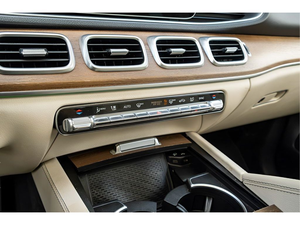 Used 2021 Mercedes-Benz GLE 350 4MATIC image 19