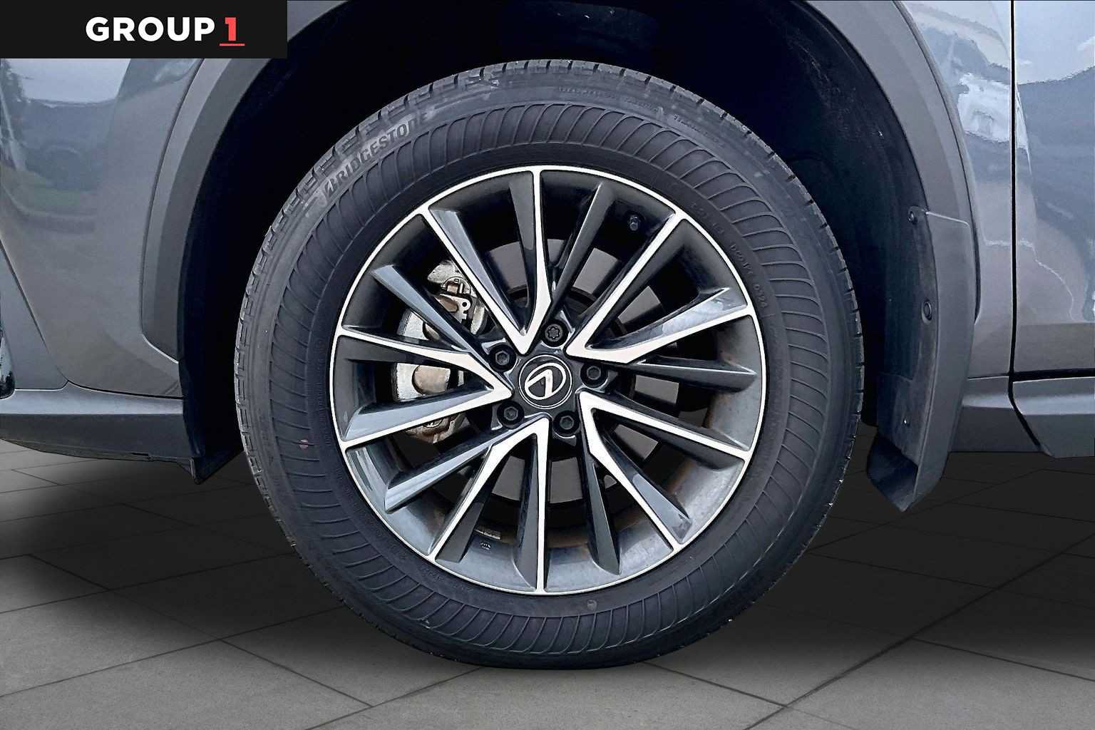 Used 2025 Lexus NX 250 FWD w/ Accessory Package (2T) image 9