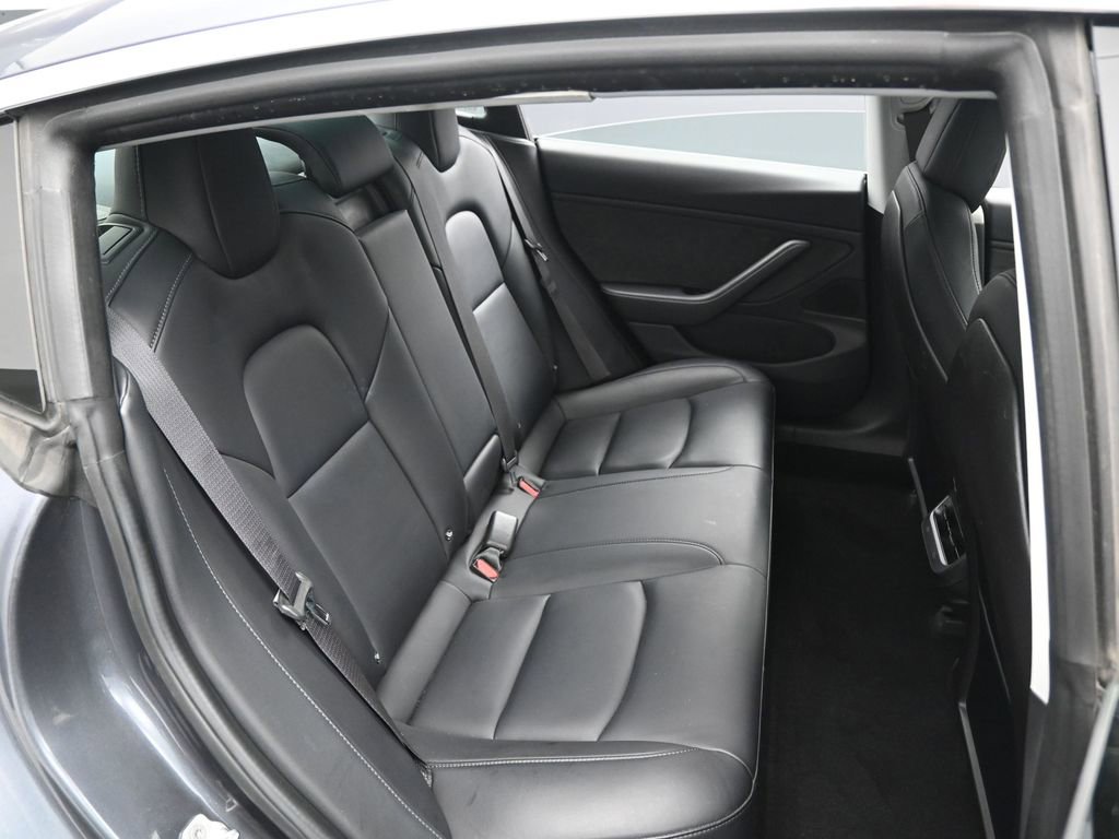 Used 2018 Tesla Model 3 Long Range image 30