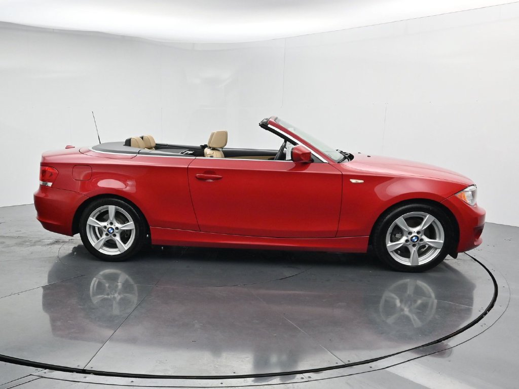 Used 2012 BMW 128i Convertible RWD image 9