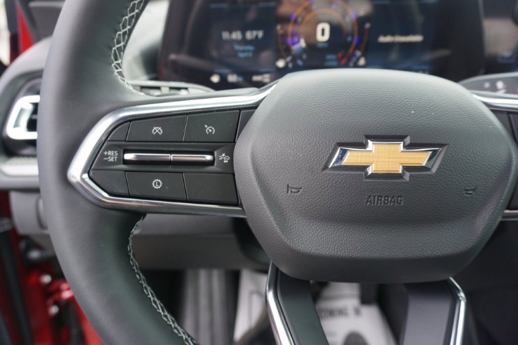 New 2025 Chevrolet Traverse LT w/ Driver Confidence Package image 26